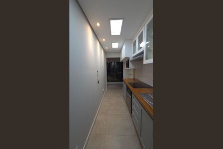 Cozinha de casa à venda com 2 quartos, 73m² em Empresarial 18 do Forte, Barueri