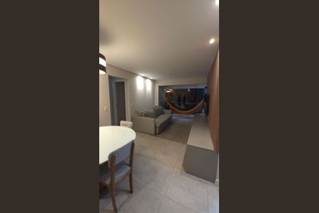 Sala de casa à venda com 2 quartos, 73m² em Empresarial 18 do Forte, Barueri