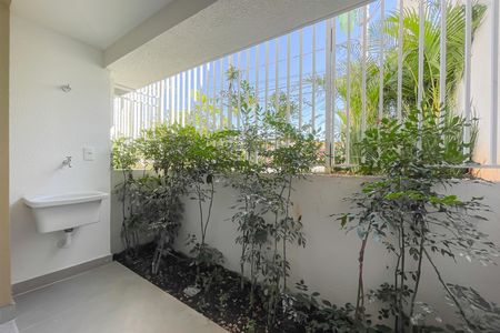 Varanda de kitnet/studio para alugar com 1 quarto, 33m² em Vila Osasco, Osasco