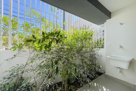 Varanda de kitnet/studio para alugar com 1 quarto, 24m² em Vila Osasco, Osasco