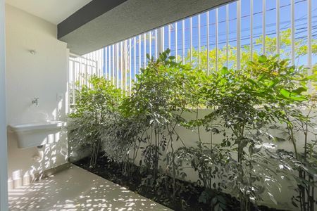Varanda de kitnet/studio para alugar com 1 quarto, 28m² em Vila Osasco, Osasco