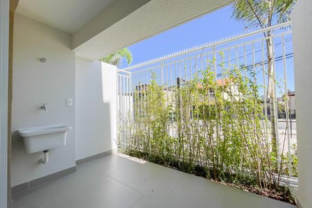 Varanda de kitnet/studio para alugar com 1 quarto, 29m² em Vila Osasco, Osasco