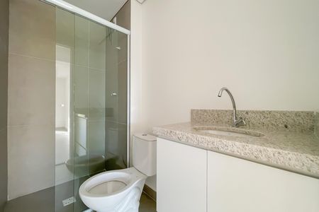 Banheiro de kitnet/studio para alugar com 1 quarto, 37m² em Vila Osasco, Osasco