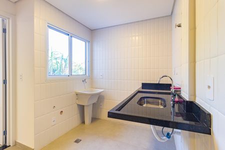 Cozinha de apartamento para alugar com 1 quarto, 29m² em Vila Invernada, São Paulo