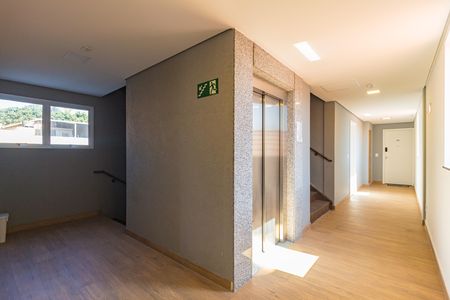 Hall social de apartamento para alugar com 1 quarto, 29m² em Vila Invernada, São Paulo