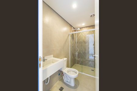 Banheiro de apartamento para alugar com 1 quarto, 29m² em Vila Invernada, São Paulo