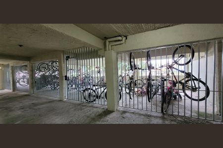 bicicletário de apartamento à venda com 3 quartos, 98m² em Parque das Industrias, Betim