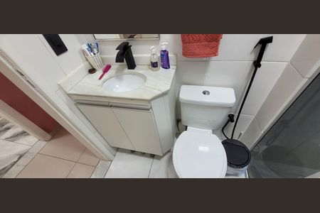 banheiro suite de apartamento à venda com 3 quartos, 98m² em Parque das Industrias, Betim