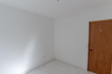 Quarto 2 de apartamento para alugar com 2 quartos, 46m² em Vila Isolina Mazzei, São Paulo