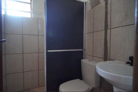 Casa à venda com 100m², 3 quartos e 2 vagasBanheiro 2