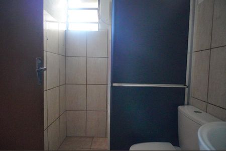 Casa à venda com 100m², 3 quartos e 2 vagasBanheiro 2