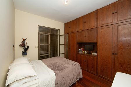 Apartamento à venda com 3 quartos, 127m² em Santa Lúcia, Belo Horizonte