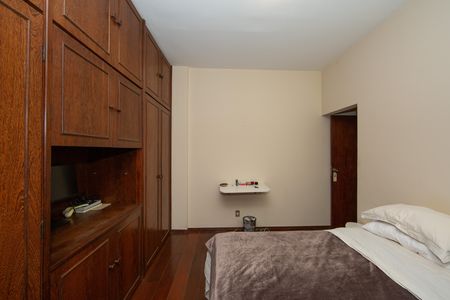 Apartamento à venda com 3 quartos, 127m² em Santa Lúcia, Belo Horizonte
