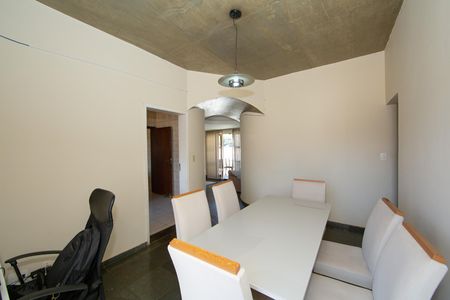 Apartamento à venda com 3 quartos, 127m² em Santa Lúcia, Belo Horizonte