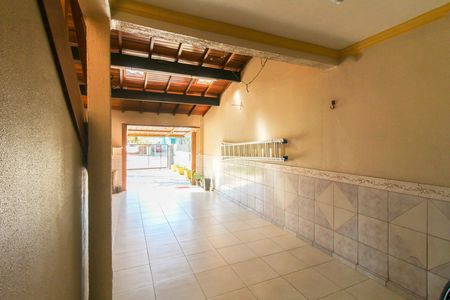 Garagem de casa à venda com 5 quartos, 248m² em Igara, Canoas
