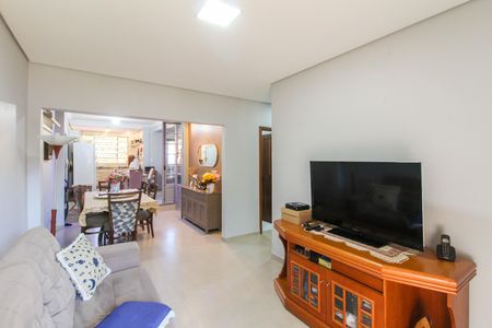 Casa à venda com 5 quartos, 248m² em Igara, Canoas
