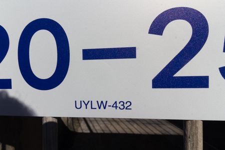 Placa de casa para alugar com 3 quartos, 180m² em Parque Santa Madalena, São Paulo