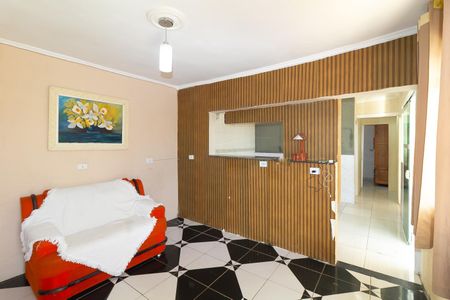 Casa para alugar com 3 quartos, 180m² em Parque Santa Madalena, São Paulo
