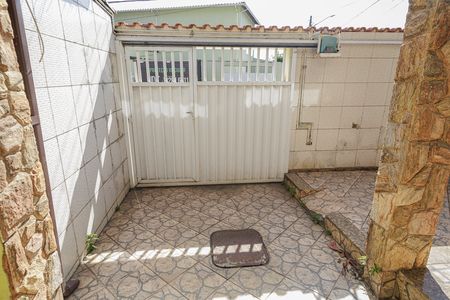 Garagem de casa à venda com 4 quartos, 300m² em Campo Grande, Rio de Janeiro