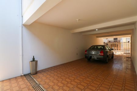 Garagem de casa para alugar com 5 quartos, 227m² em Osvaldo Cruz, São Caetano do Sul
