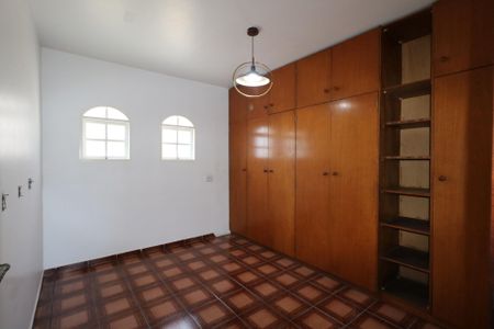 Quarto 1 de casa para alugar com 5 quartos, 227m² em Osvaldo Cruz, São Caetano do Sul