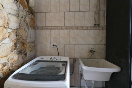 Área de Serviço de casa para alugar com 5 quartos, 227m² em Osvaldo Cruz, São Caetano do Sul