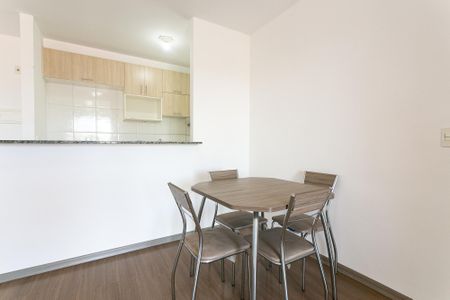 Apartamento para alugar com 72m², 2 quartos e 1 vaga Apartamento para alugar com 72m², 2 quartos e 1 vagaSala