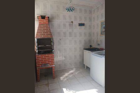 Casa para alugar com 125m², 2 quartos e 2 vagas Casa para alugar com 125m², 2 quartos e 2 vagasÁrea externa