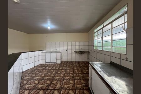 Cozinha de apartamento para alugar com 2 quartos, 70m² em Milanez, Contagem