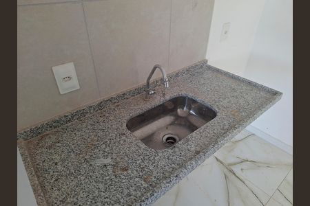 Cozinha de apartamento para alugar com 3 quartos, 73m² em Vila Hebe, São Paulo