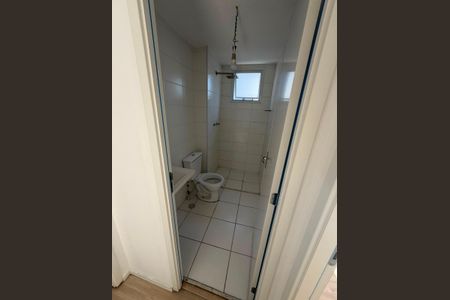 Banheiro de apartamento para alugar com 2 quartos, 45m² em Liberdade, São Paulo