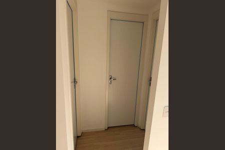 Corredor de apartamento para alugar com 2 quartos, 45m² em Liberdade, São Paulo