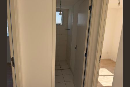 Banheiro de apartamento para alugar com 2 quartos, 45m² em Liberdade, São Paulo