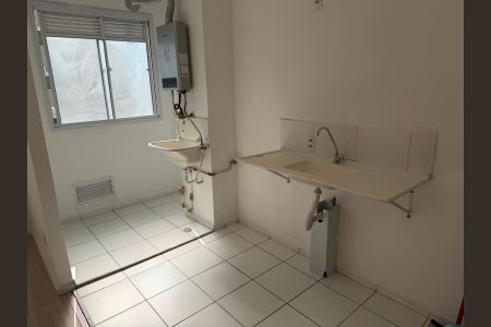 Cozinha de apartamento para alugar com 2 quartos, 45m² em Liberdade, São Paulo