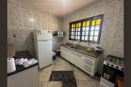 Cozinha de casa para alugar com 3 quartos, 160m² em Parque Prainha, São Vicente