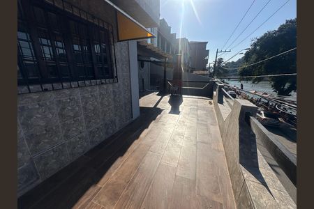 Varanda da Sala de casa para alugar com 3 quartos, 160m² em Parque Prainha, São Vicente