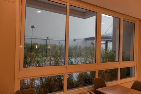 Apartamento para alugar com 40m², 2 quartos e 1 vaga Apartamento para alugar com 40m², 2 quartos e 1 vagaÁrea comum - Salão de festas