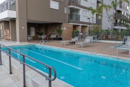 Apartamento para alugar com 40m², 2 quartos e 1 vaga Apartamento para alugar com 40m², 2 quartos e 1 vagaÁrea comum - Piscina