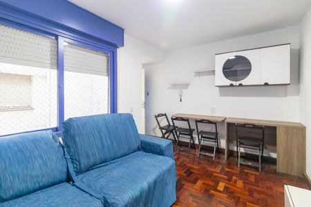 Sala de apartamento para alugar com 1 quarto, 40m² em Centro Histórico, Porto Alegre