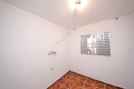 Quarto de casa para alugar com 1 quarto, 40m² em Parque Luis Mucciolo, São Paulo