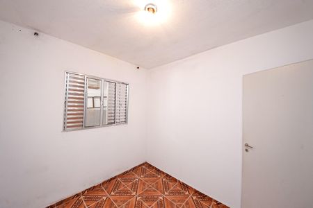 Casa para alugar com 1 quarto, 40m² em Parque Luis Mucciolo, São Paulo