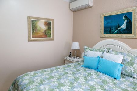 Quarto 1 suíte de casa para alugar com 4 quartos, 125m² em Vila Rosalia, Guarulhos