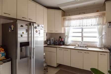 Cozinha de casa à venda com 4 quartos, 125m² em Vila Rosalia, Guarulhos