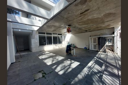 Garagem de casa para alugar com 4 quartos, 241m² em Santo Amaro, São Paulo