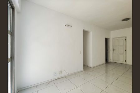 Sala de apartamento à venda com 3 quartos, 70m² em Praça da Bandeira, Rio de Janeiro