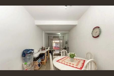 Foto 08 de casa à venda com 4 quartos, 166m² em Vila Gomes Cardim, São Paulo