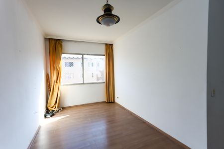 Apartamento para alugar com 3 quartos, 60m² em Parque Pinheiros, Taboão da Serra