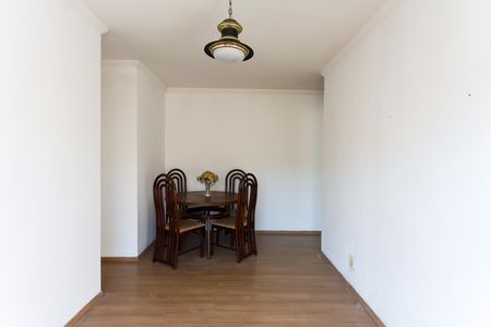 sala  de apartamento para alugar com 3 quartos, 60m² em Parque Pinheiros, Taboão da Serra