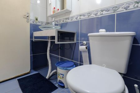 Banheiro de apartamento para alugar com 2 quartos, 43m² em Jardim Santa Teresa, Mogi das Cruzes