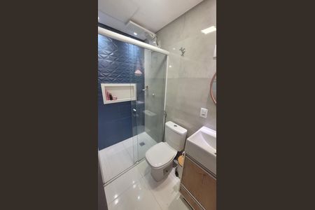 Banheiro de apartamento para alugar com 2 quartos, 54m² em Vila Alpina, São Paulo